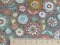Preview: Patchworkstoff aus der Serie Doodle Days mit Kreisen und Blumen auf taupe farbenen Untergrund mit Maß